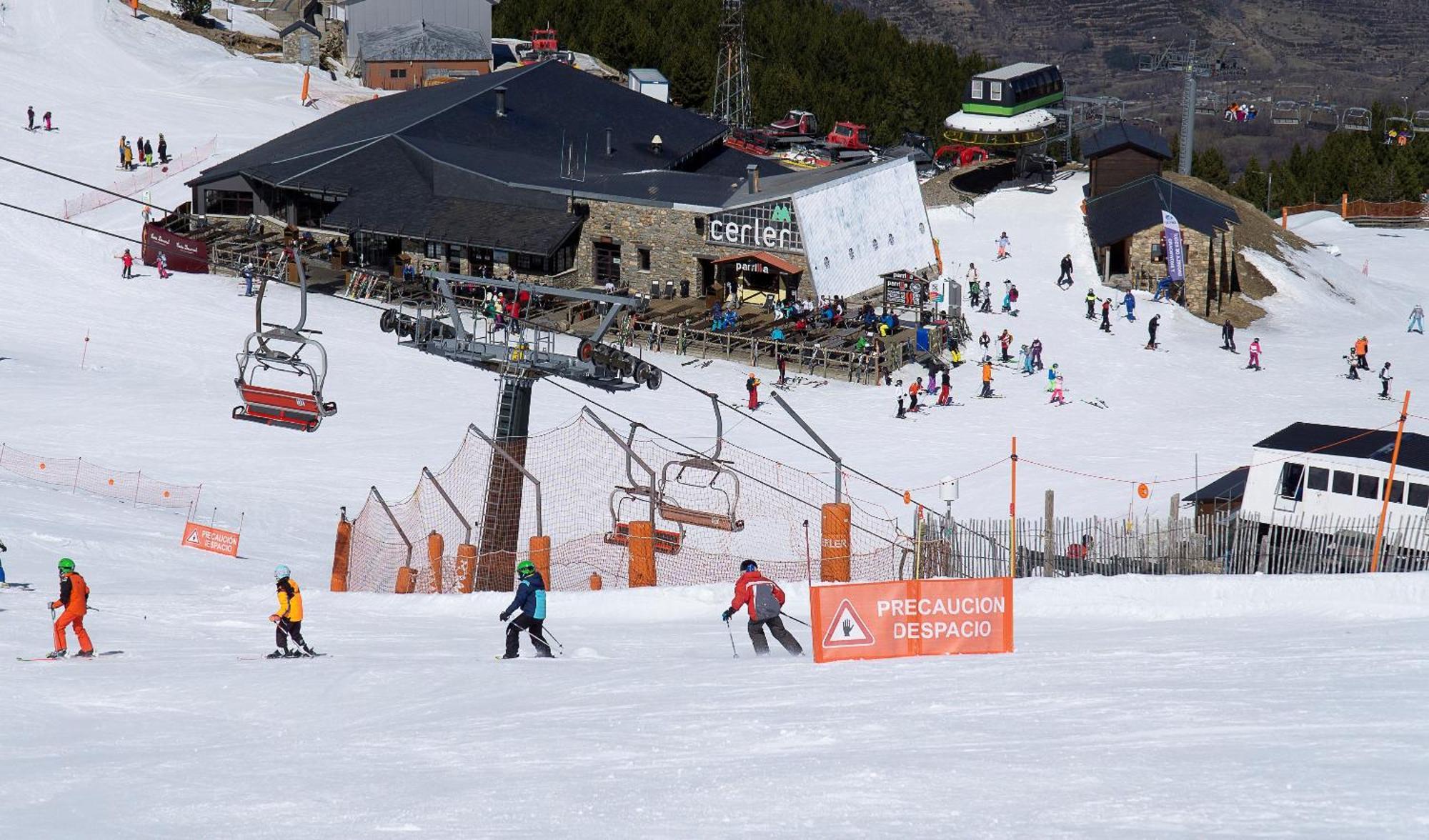 דירות Up Benasque Flor De Nieve מראה חיצוני תמונה